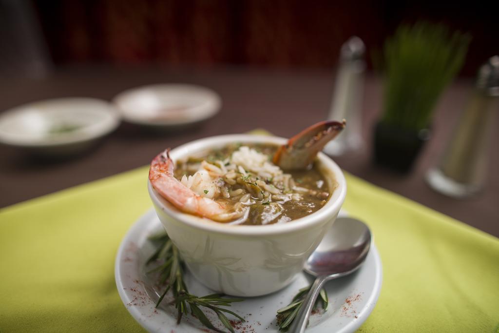 The Almanett Hotel & Bistro 걸프포트 외부 사진