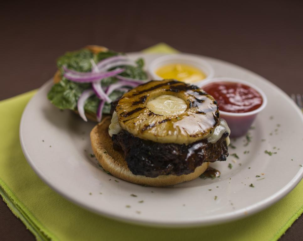 The Almanett Hotel & Bistro 걸프포트 외부 사진