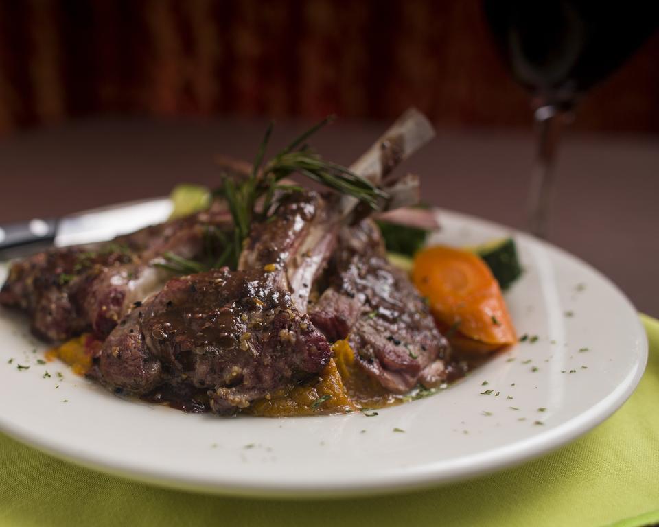 The Almanett Hotel & Bistro 걸프포트 외부 사진